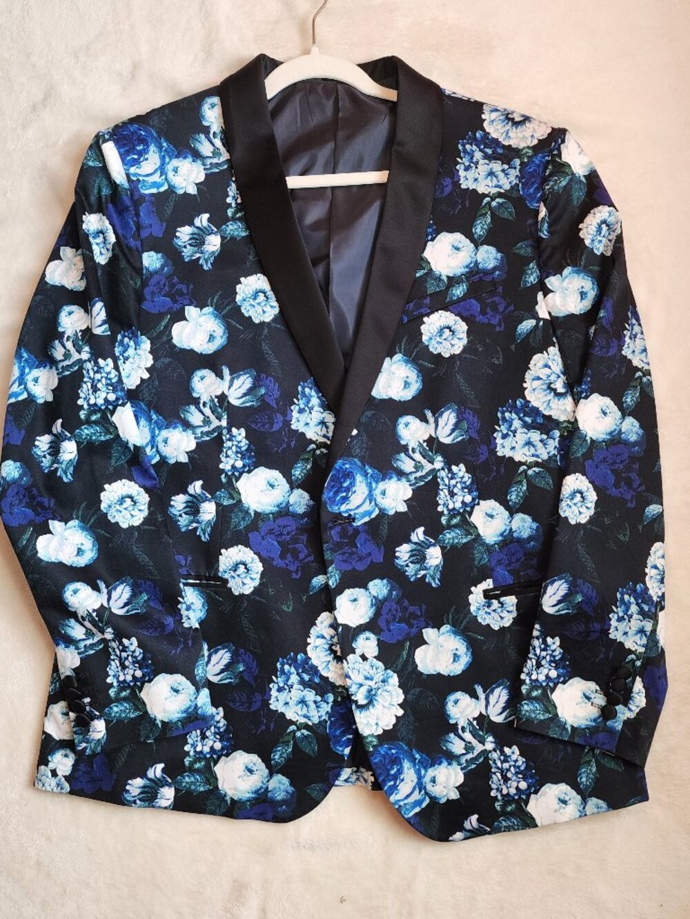 jf j. ferrar Shawl Lapel Blazer Black with Blue Floral Print